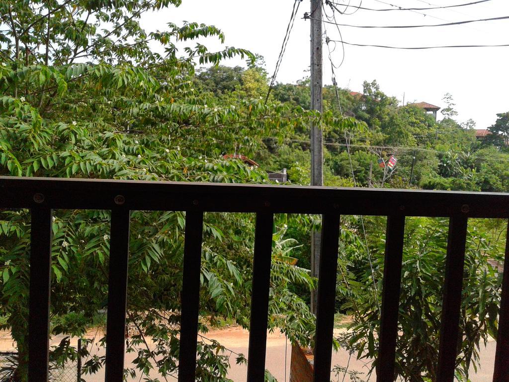 Green View Guest Мірісса Екстер'єр фото